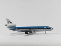 DC-10 1:350