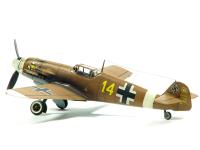 Bf 109F-4 1:72 AZ Model