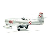 Jak 23 1-72Special Hobby (3) 
