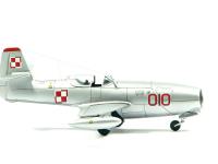 Jak 23 1-72Special Hobby (5) 
